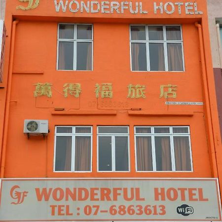 Gf Wonderful Hotel Pontian Kecil Eksteriør billede